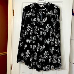 Floral Tunic Top size 14-16